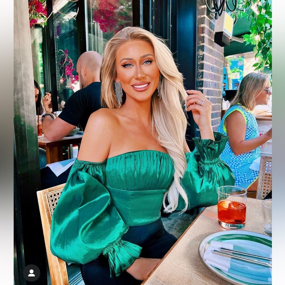 Revolve x Lovers & Friends Green Top 💚